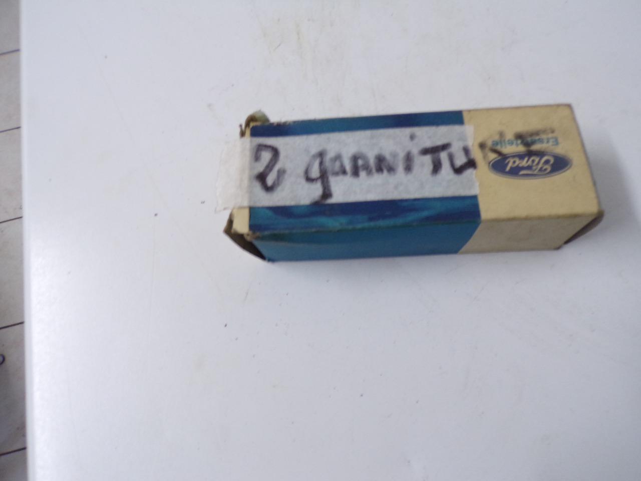 Garniture FORD divers LesAnciennes.com