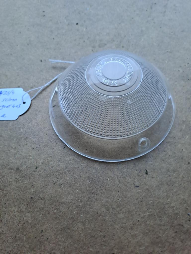 Cabochon PEUGEOT 403 LesAnciennes.com