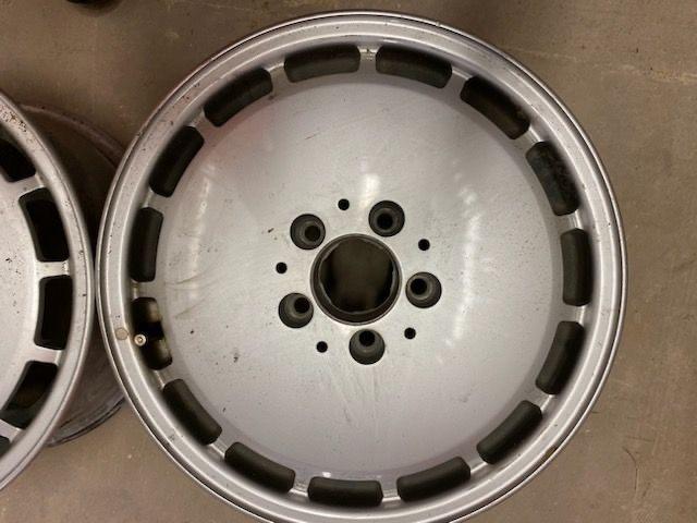 Jantes MERCEDES 300 SE W140 / W201 / W124 LesAnciennes.com