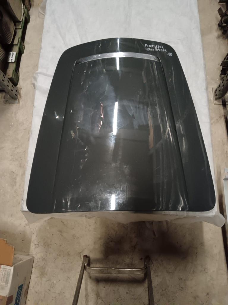 Capot avant Fiat 1500 Spider LesAnciennes.com
