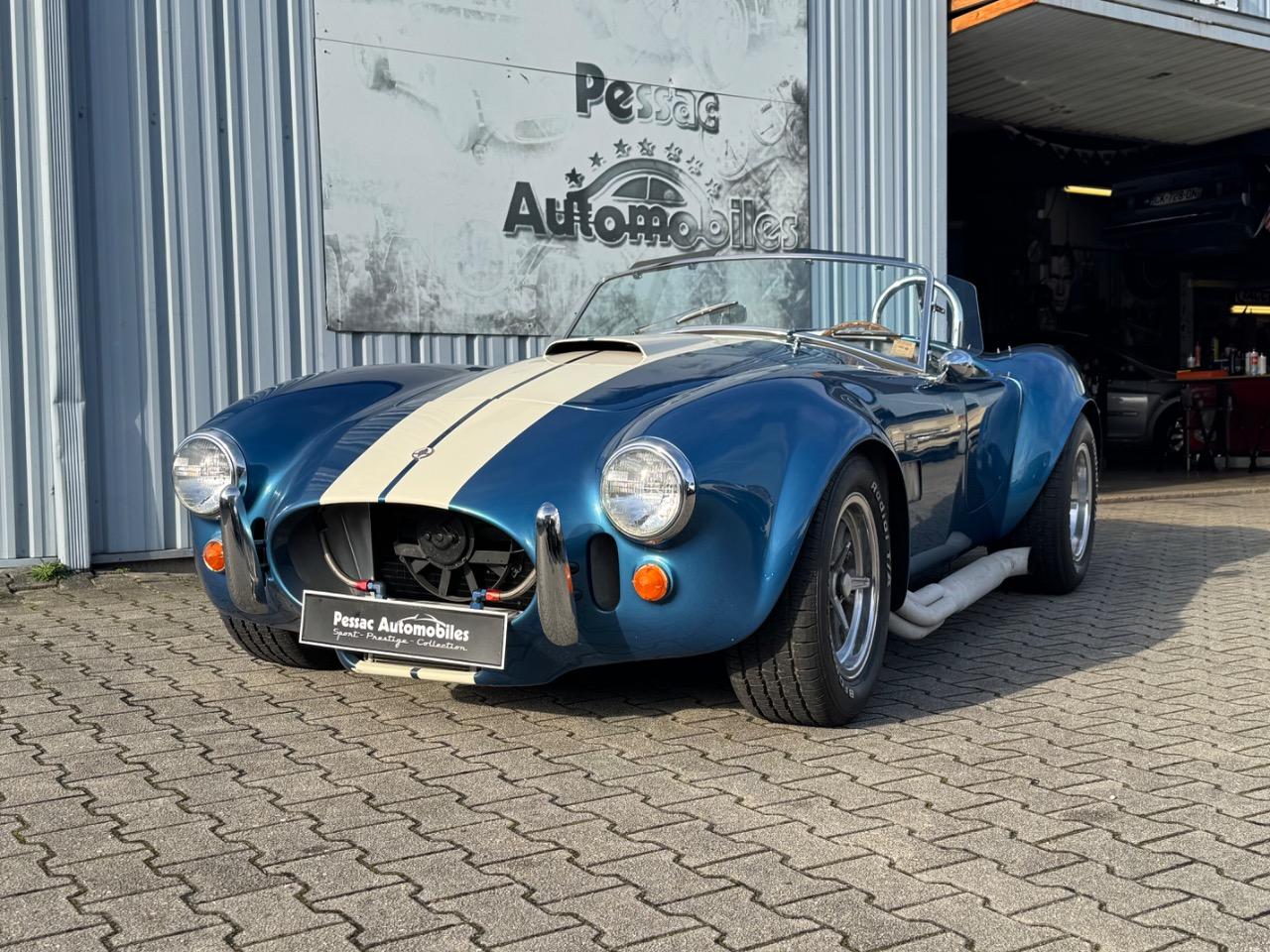 AC Cobra 427 - 1982 LesAnciennes.com
