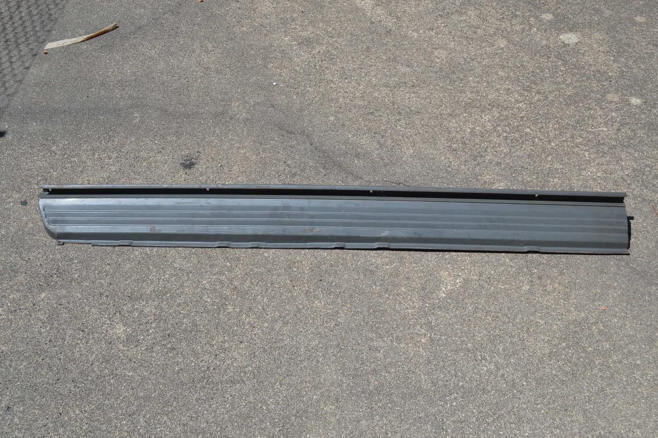 Bas de caisse DT PEUGEOT 504 Berline, neuf LesAnciennes.com