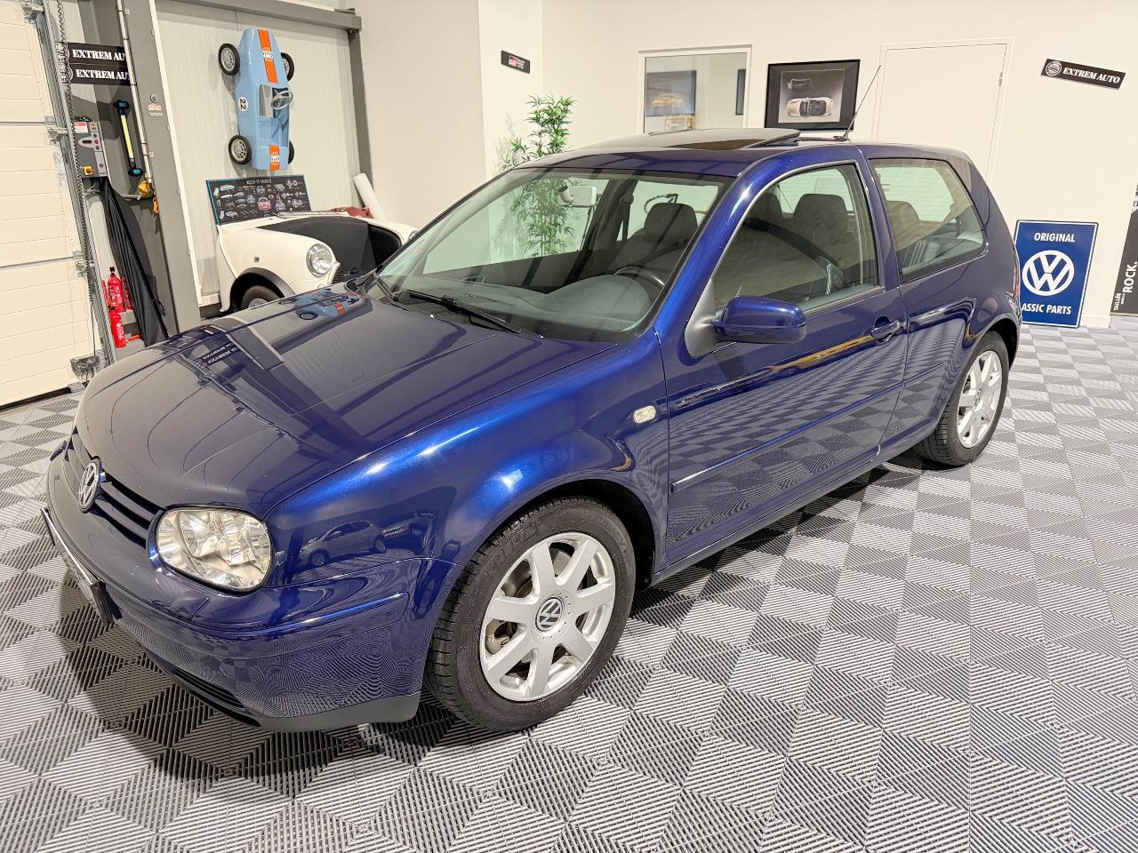 VOLKSWAGEN Golf GOLF V6 - 2000 LesAnciennes.com