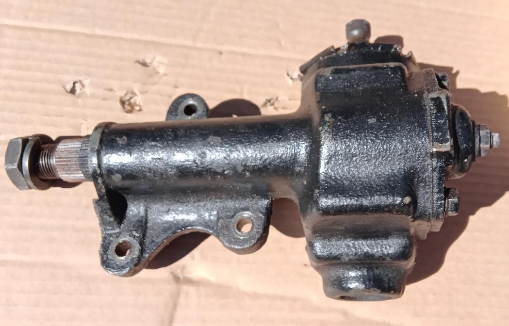 Boitier direction CHEVROLET Corvette LesAnciennes.com