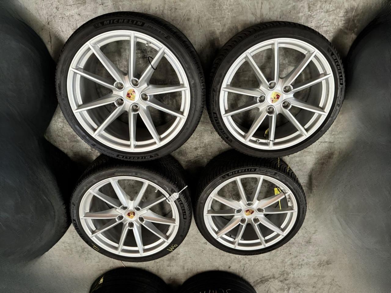 Jantes PORSCHE 992 LesAnciennes.com