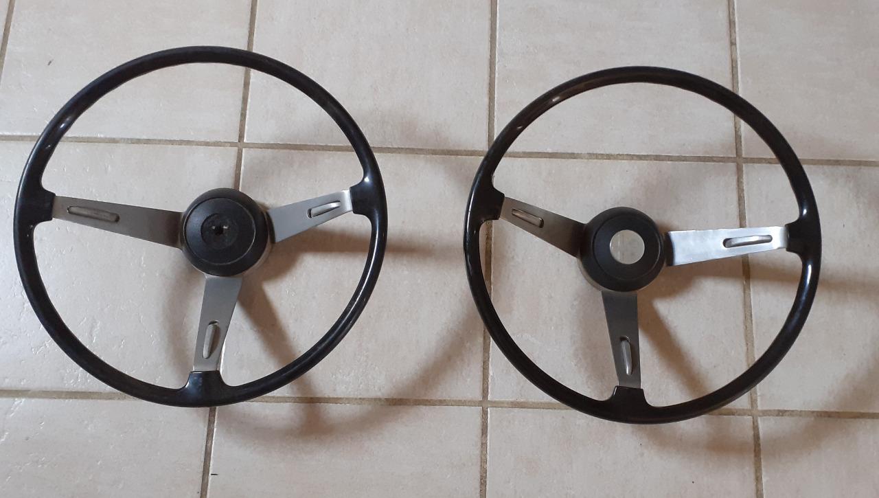 VOLANT ALFA ROMEO Giulia 1600 LesAnciennes.com