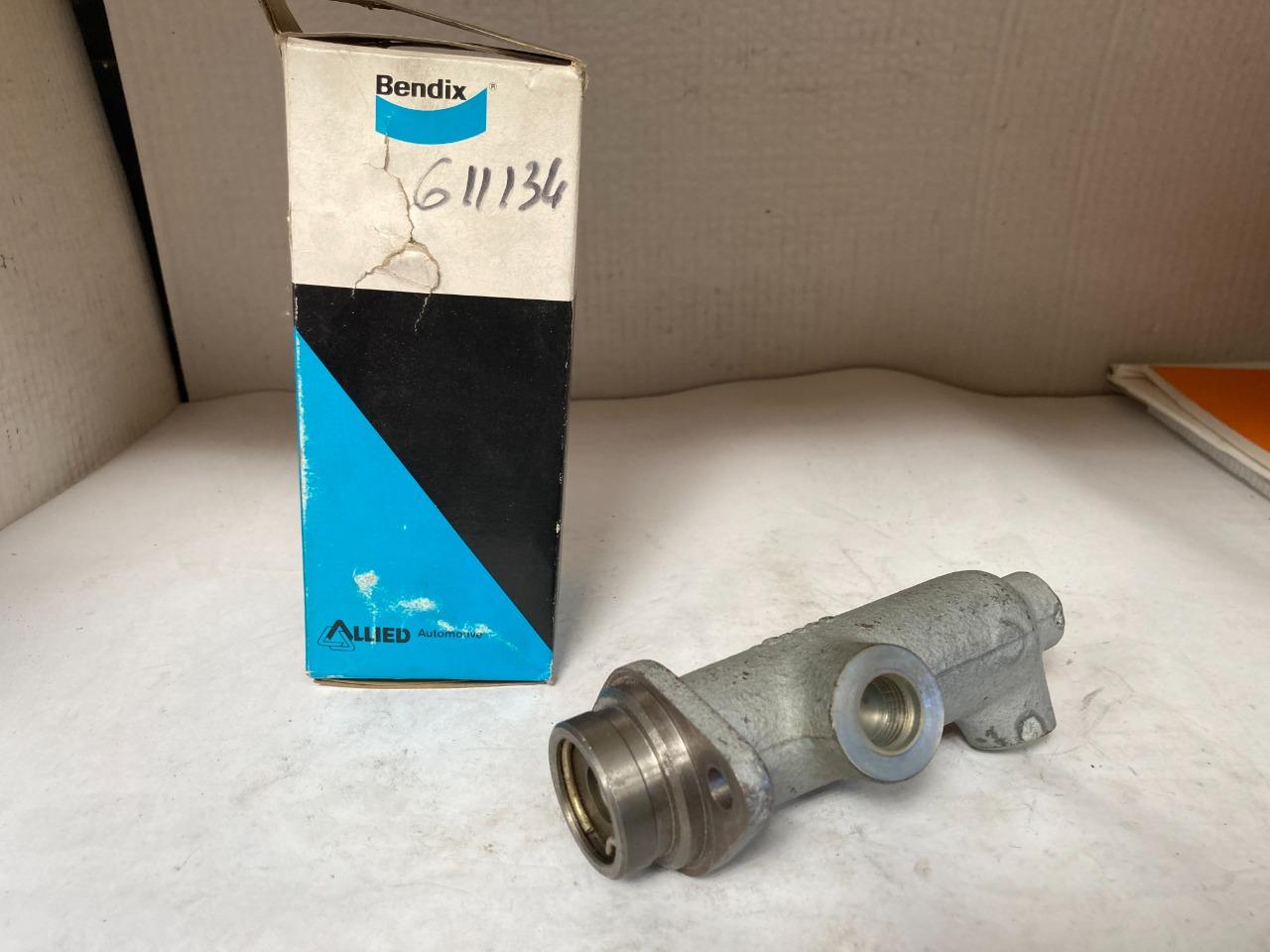 Maitre cylindre neuf PEUGEOT 404 LesAnciennes.com