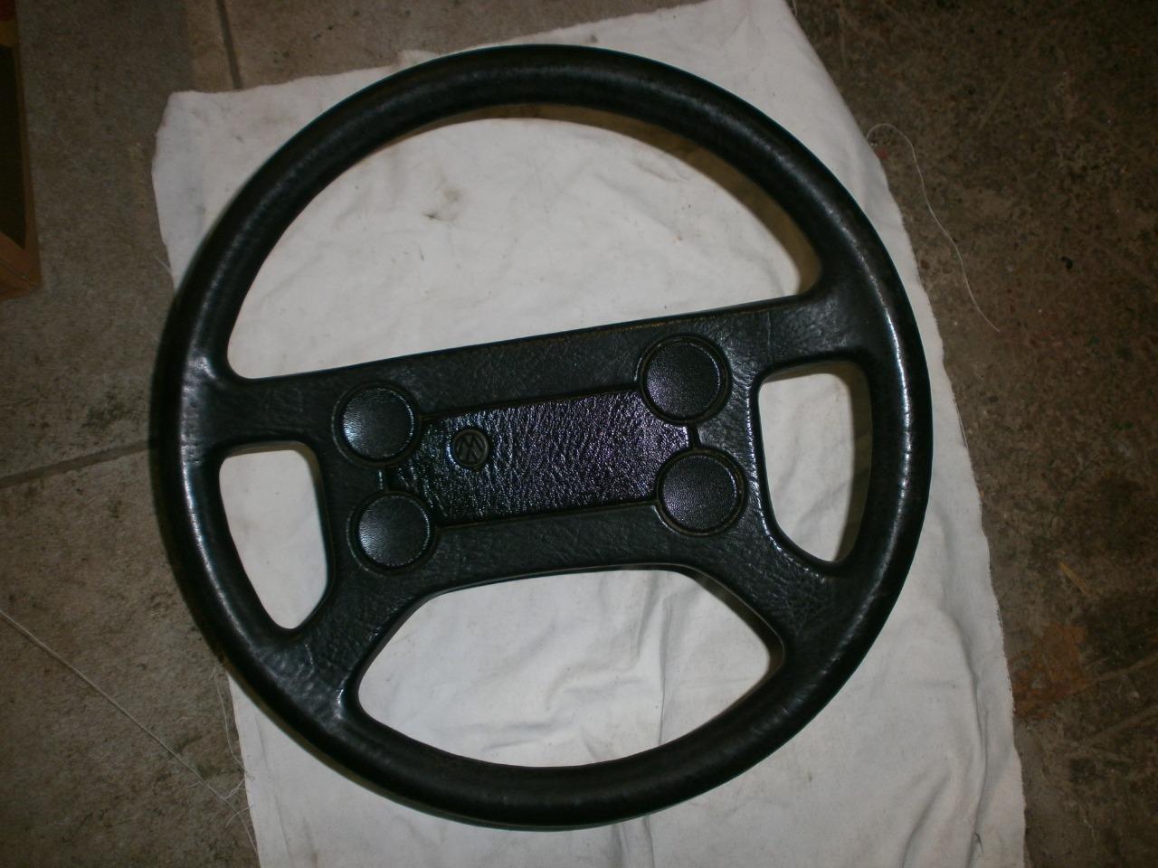 Volant VOLKSWAGEN Golf GTI et GTD LesAnciennes.com