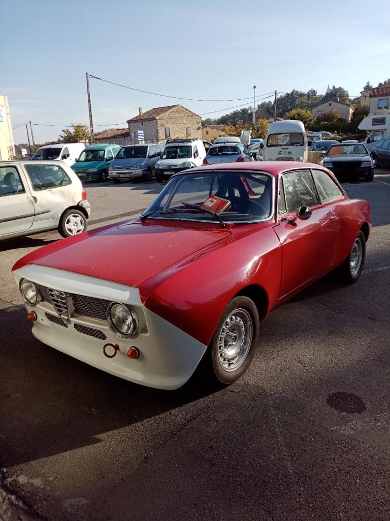 ALFA ROMEO Giulia bertone 2.0 GTA - 1969 LesAnciennes.com
