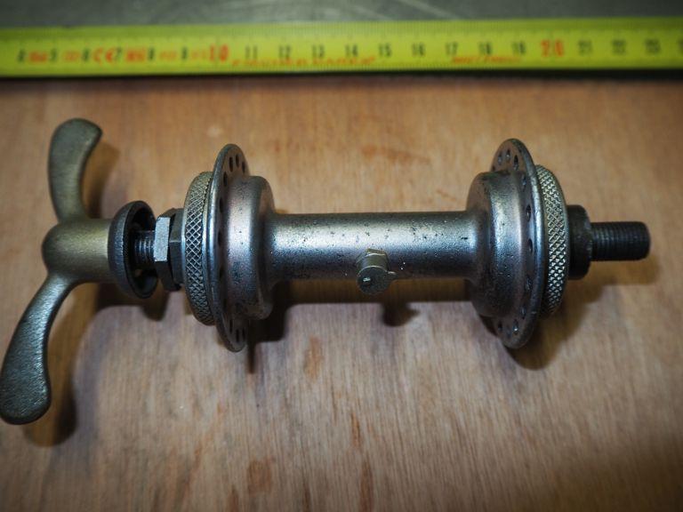 Moyeux de roue avant pour ancêtre ou vieux vélo LesAnciennes.com