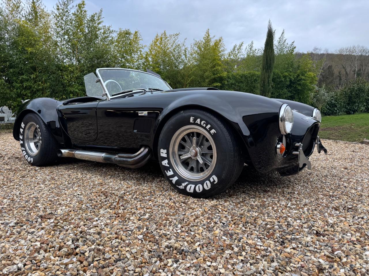 AC Cobra 427 - 1988 LesAnciennes.com