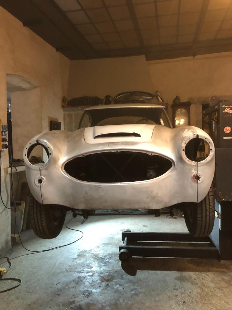 AUSTIN HEALEY 100 BN4 - 1958 LesAnciennes.com