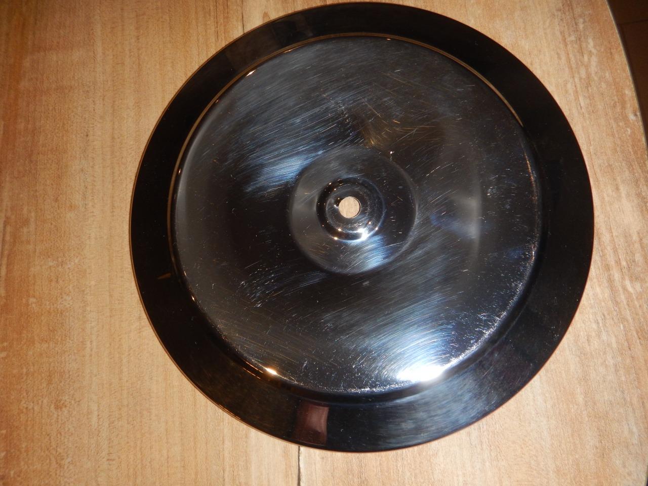 Enjoliveur RENAULT 8 (R8) LesAnciennes.com