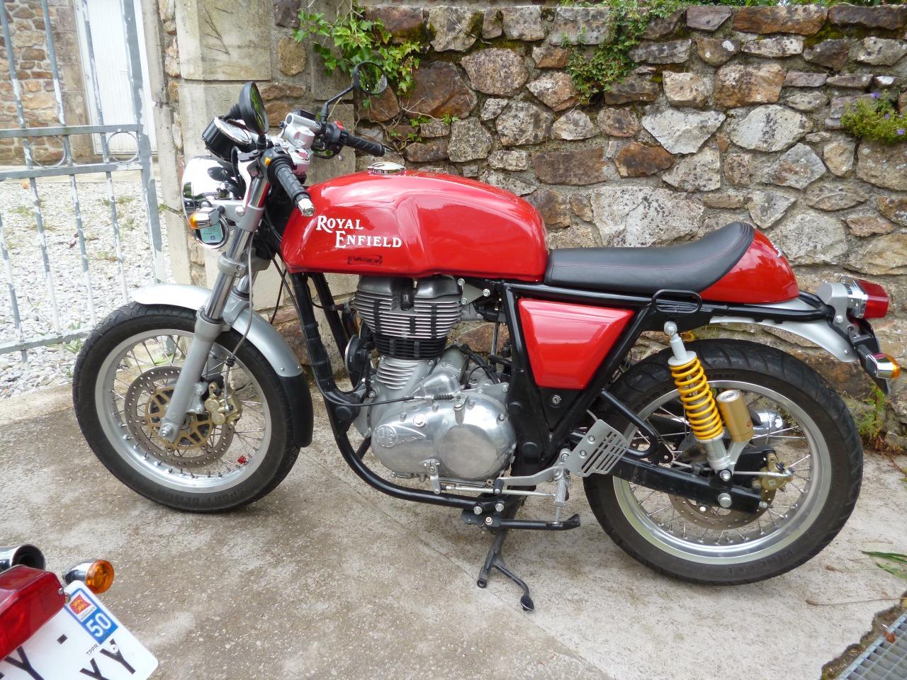 ROYAL ENFIELD 535 continental GT café racer LesAnciennes.com