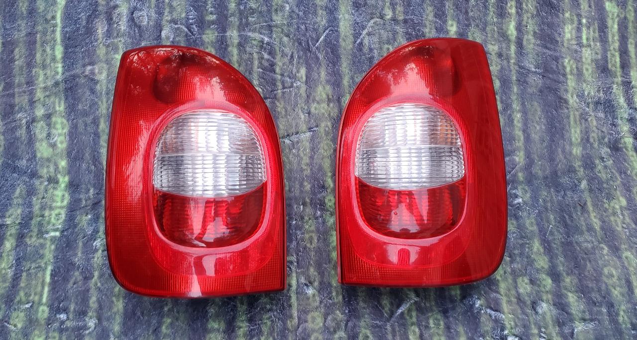 2 feux arrière CITROEN PICASSO, état exceptionnel LesAnciennes.com