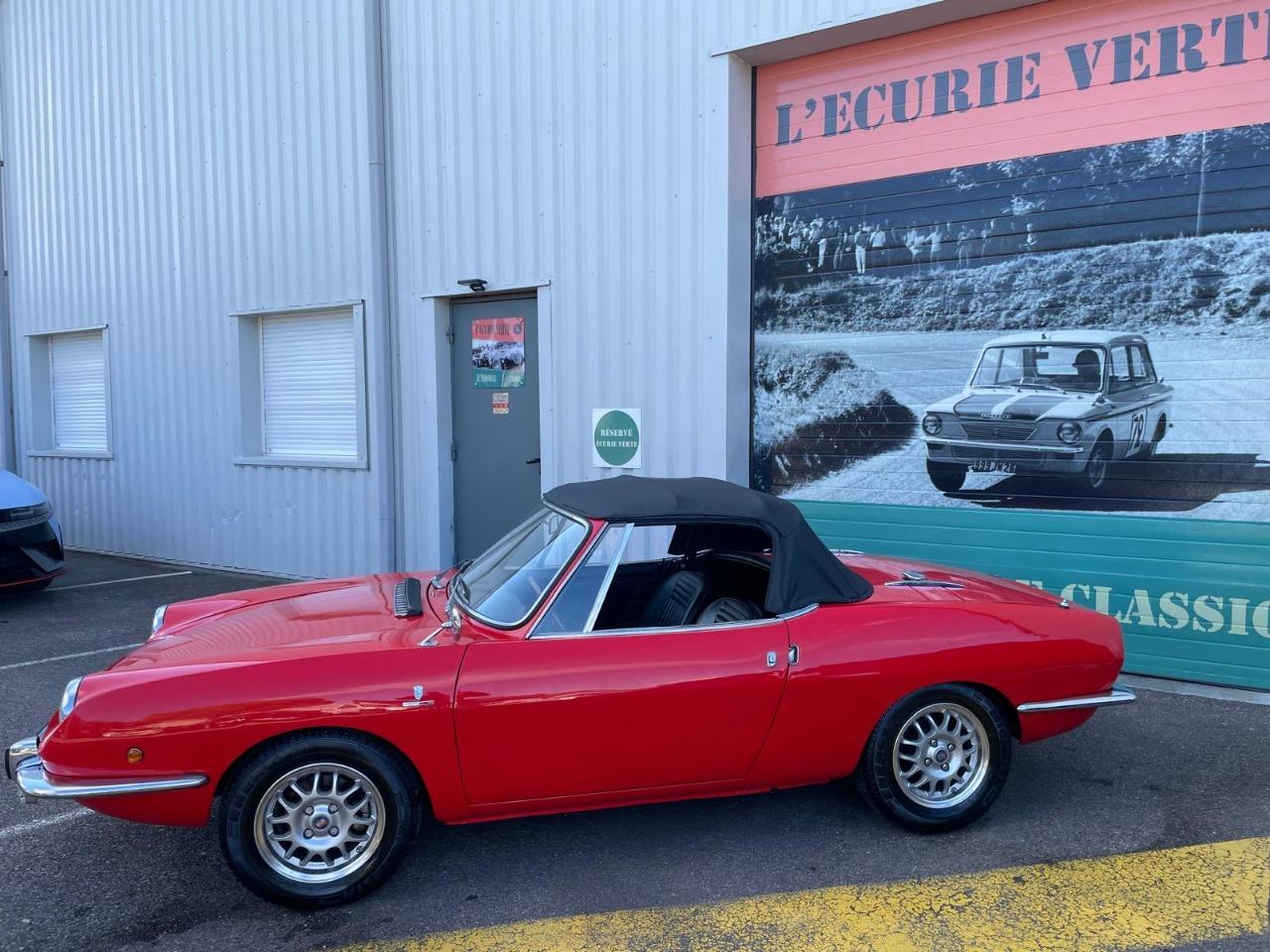 FIAT 850 spider - 1969 LesAnciennes.com