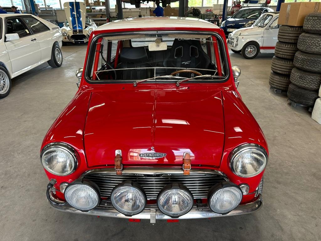 AUSTIN Mini - 1966 LesAnciennes.com