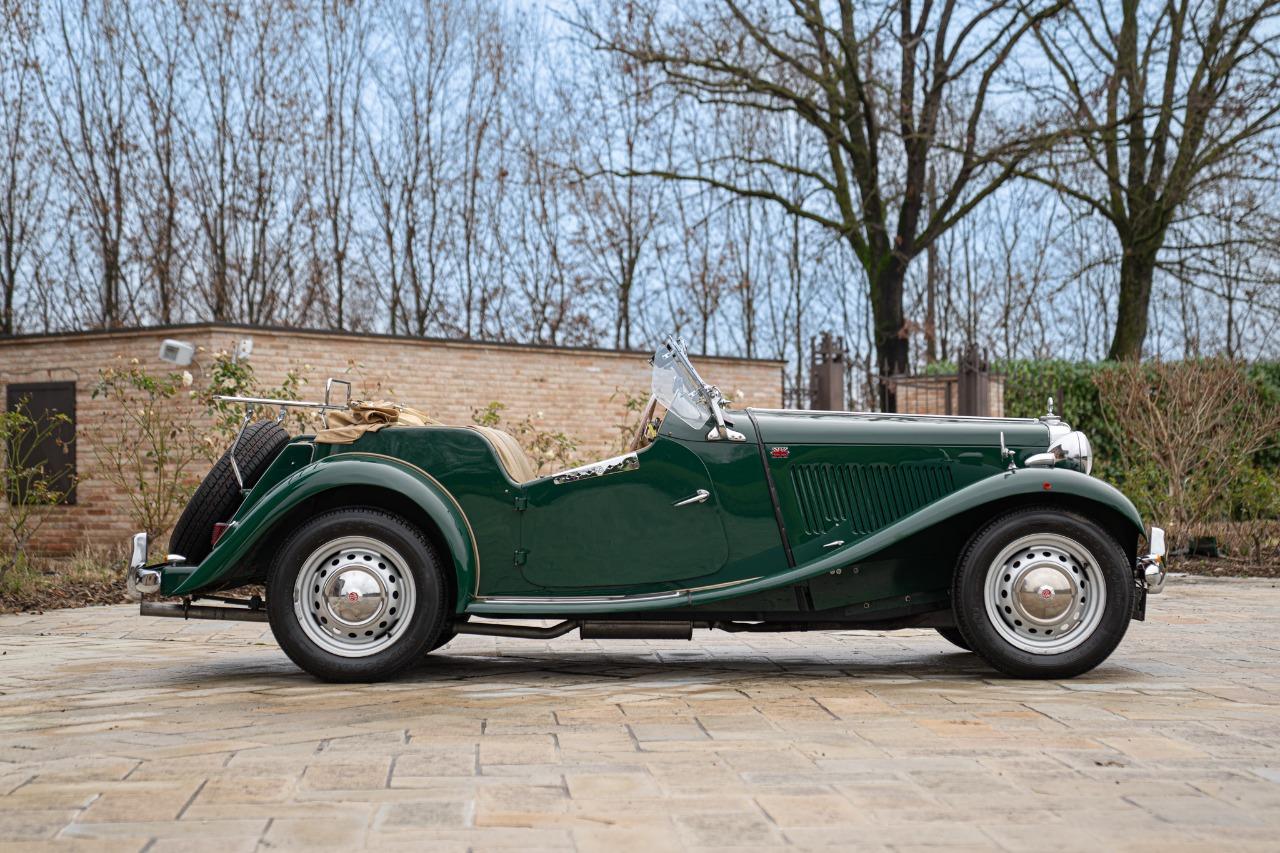 MG TD - 1951 LesAnciennes.com