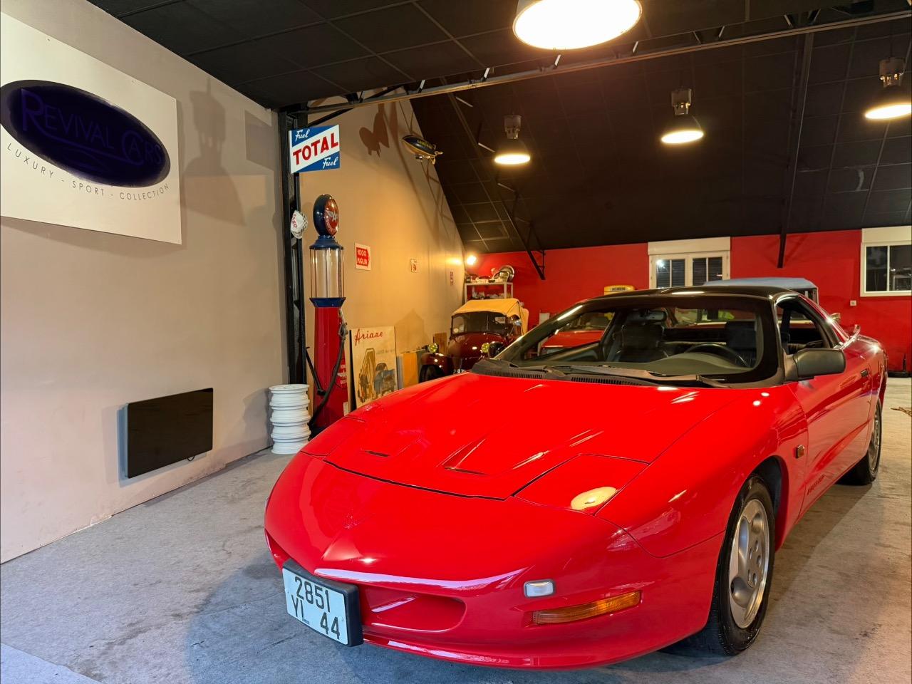 PONTIAC Firebird 3.4 V6 T-Top - 1994 LesAnciennes.com