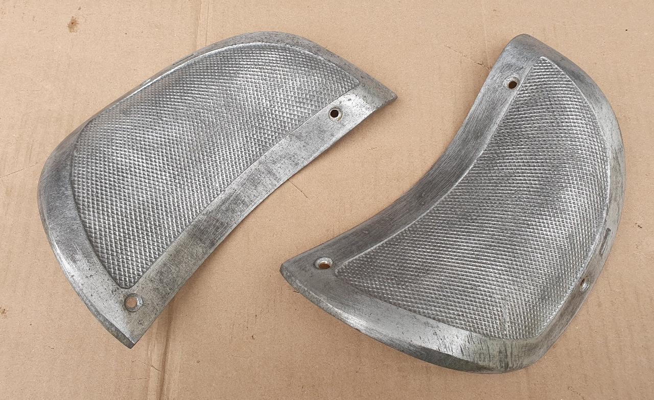 Sabots d'ailes AR CITROEN Traction LesAnciennes.com