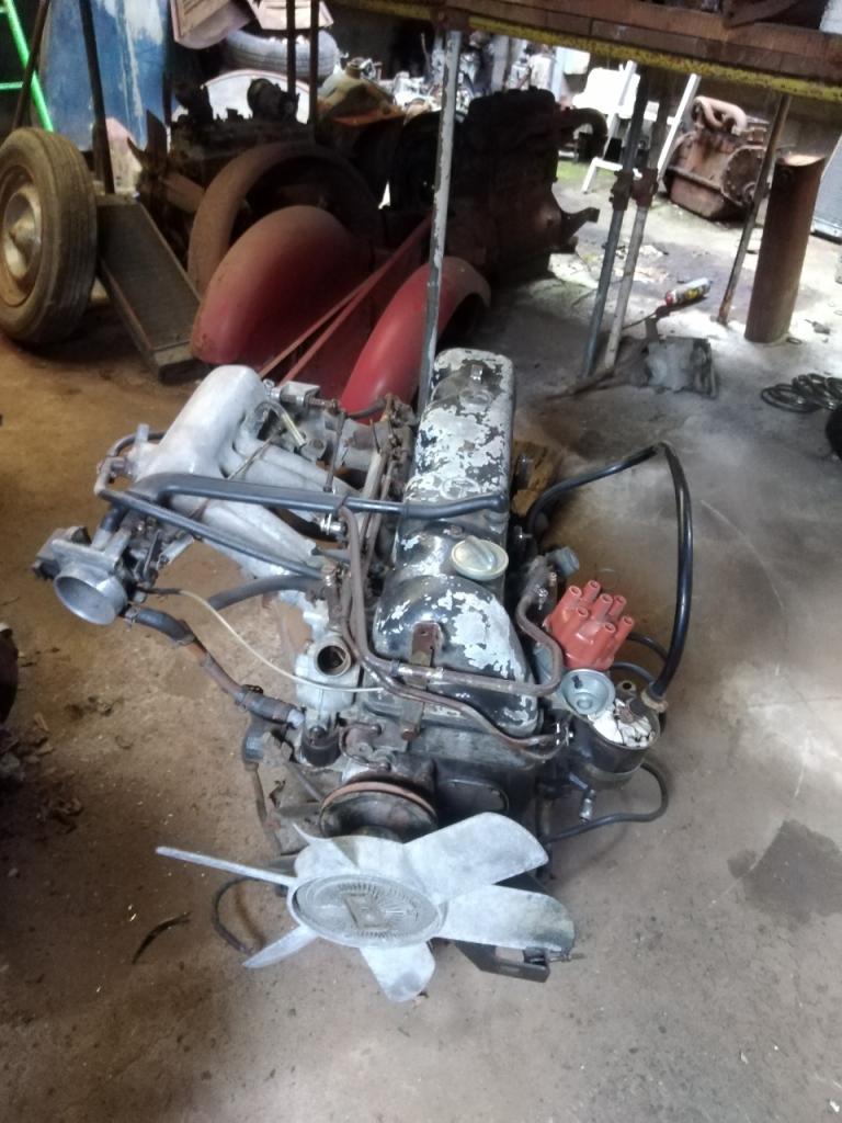 Moteur MERCEDES 250 SE 1965-1967 LesAnciennes.com