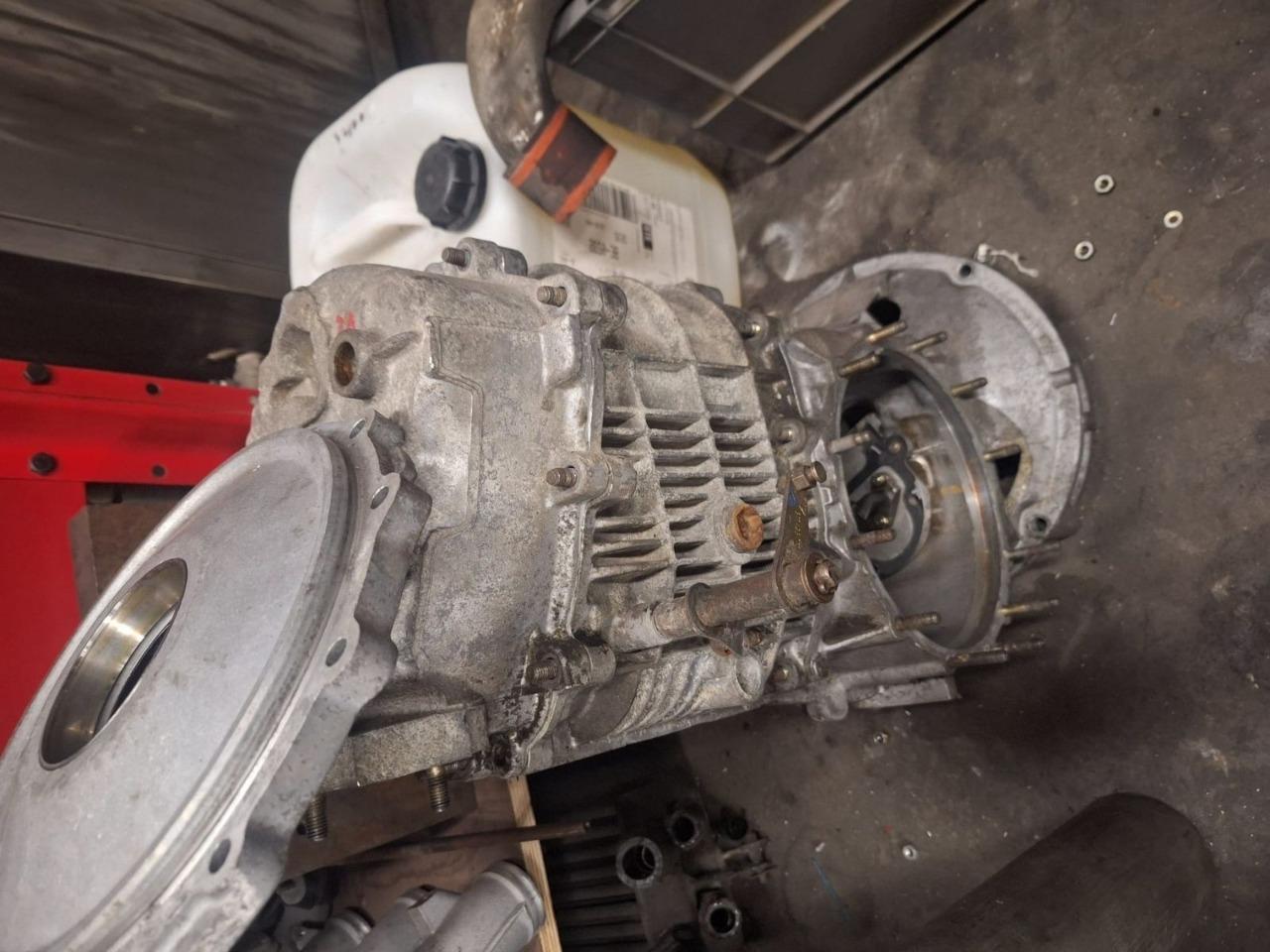 BV 915 Aluminium PORSCHE Divers LesAnciennes.com