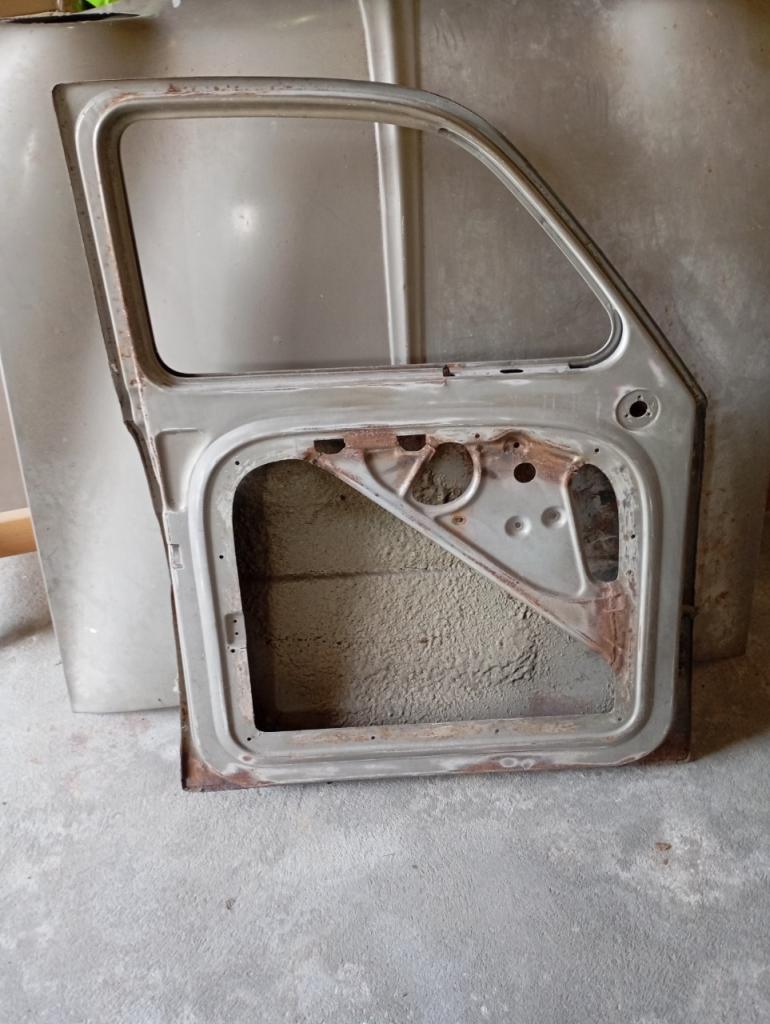 Portes RENAULT Ondine 1090 LesAnciennes.com