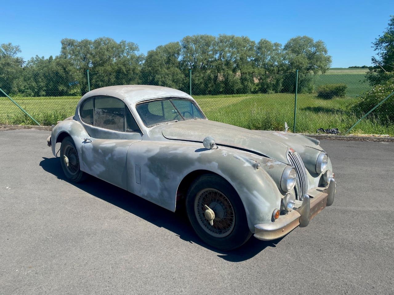 JAGUAR XK140 FHC - 1956 LesAnciennes.com