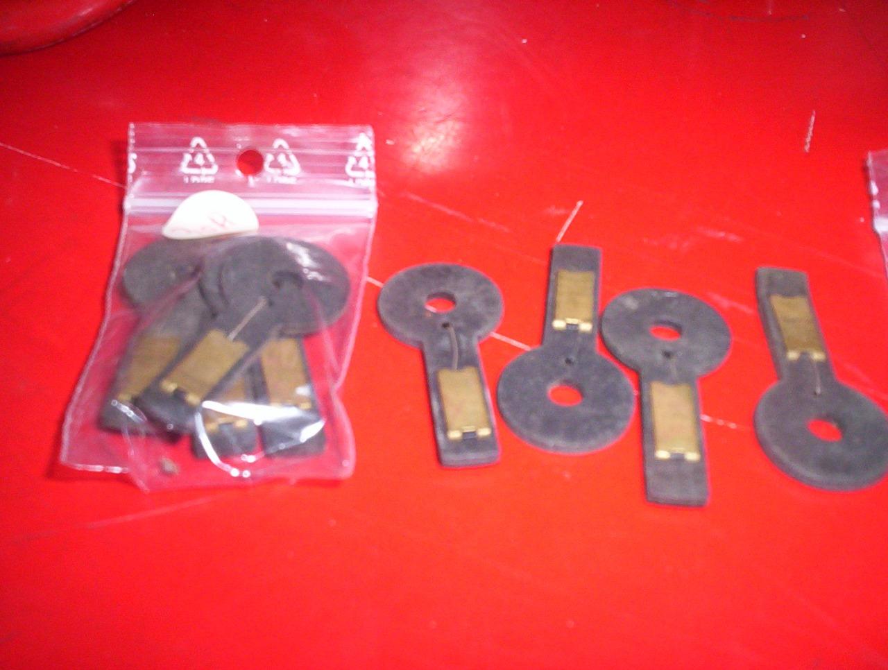 FIAT avant guerre 8 fusibles neuf LesAnciennes.com