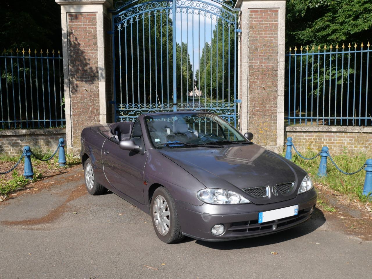 RENAULT Renault Mégane 1.6 phase 2 - 2002 LesAnciennes.com