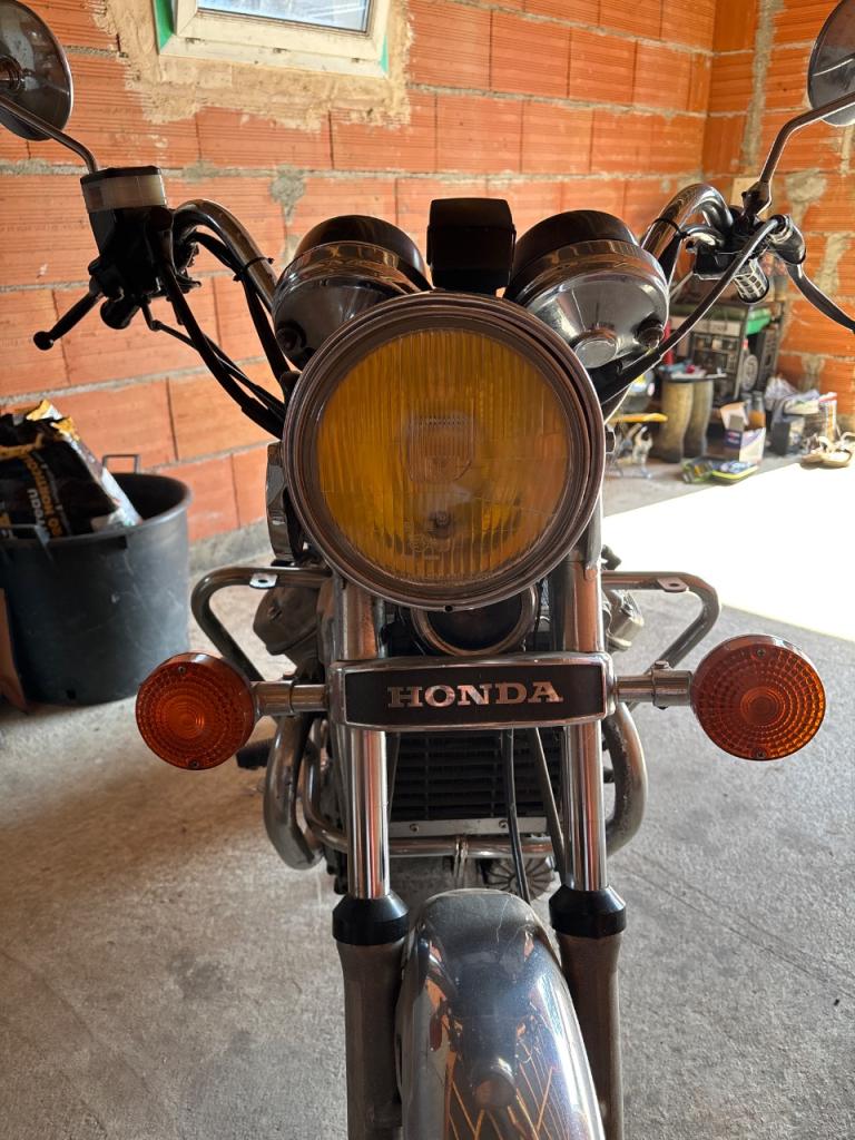 HONDA CX 500 Custom - 1981 LesAnciennes.com