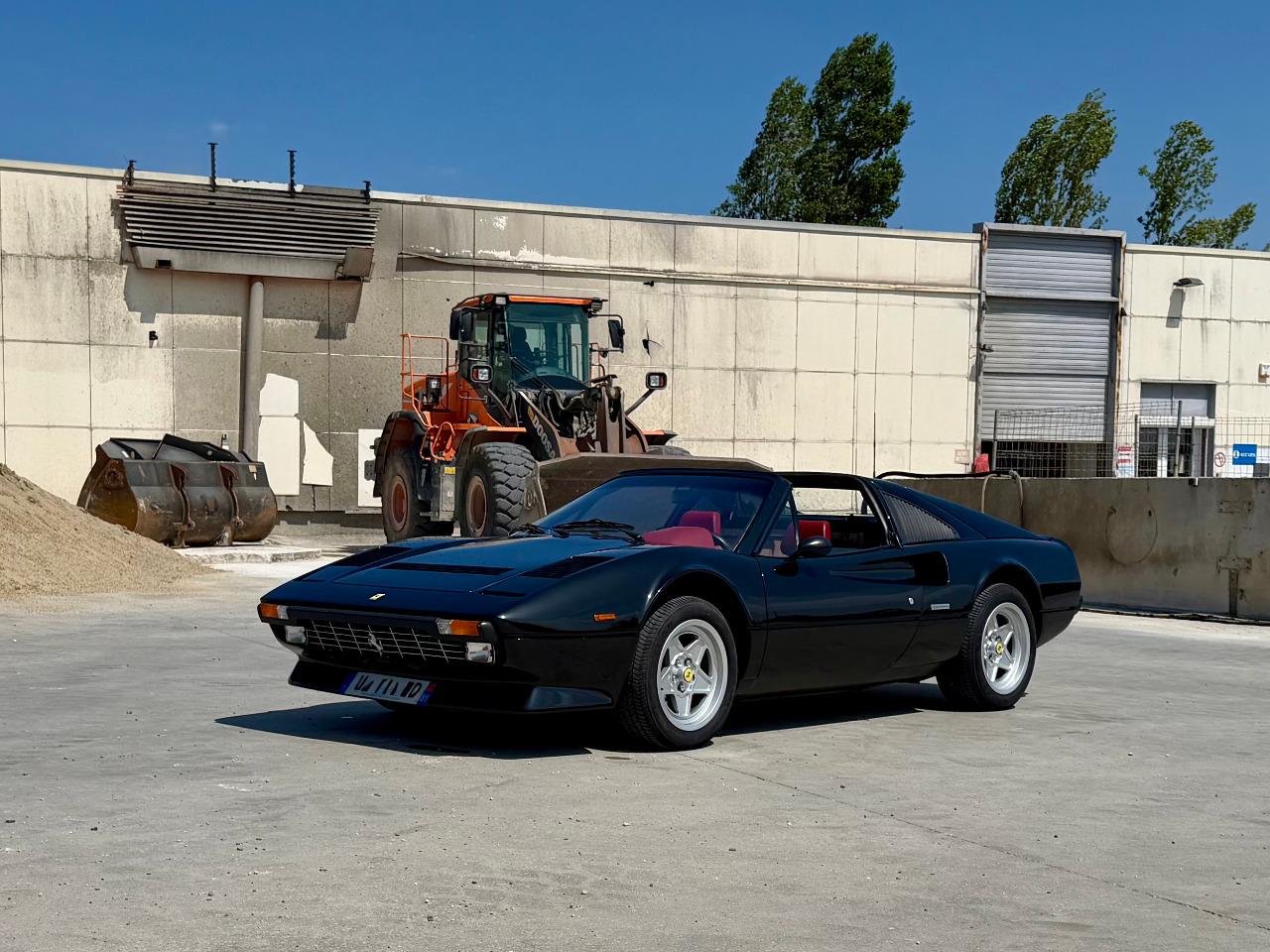 FERRARI 308 GTS - 1985 LesAnciennes.com