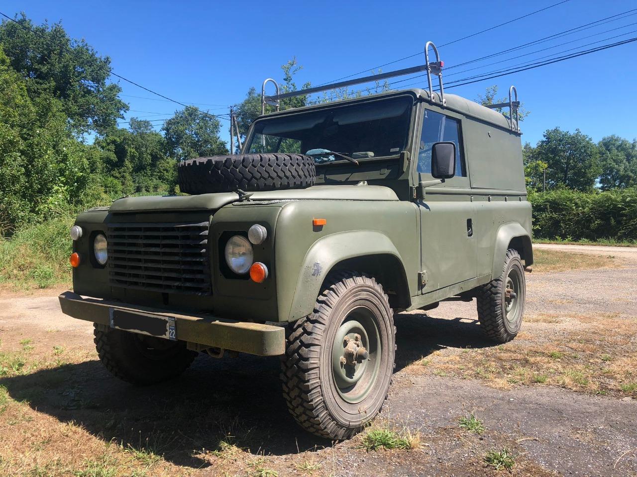 LAND ROVER Defender 90 - 1987 LesAnciennes.com