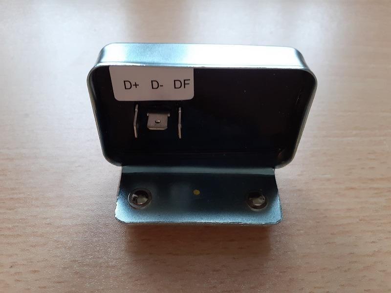 Régulateur de charge CITROEN 2CV LesAnciennes.com