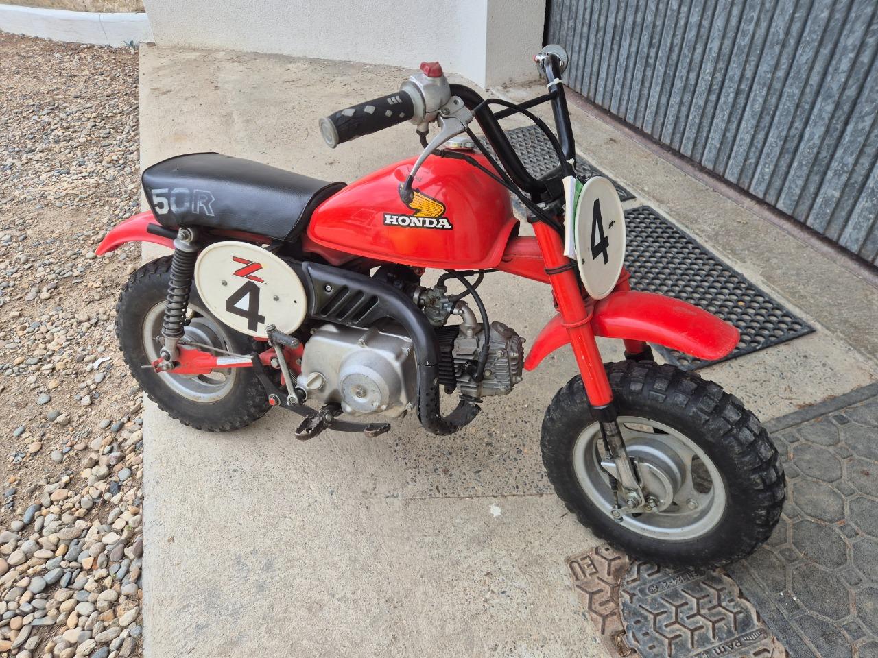 HONDA Z50R - 1982 LesAnciennes.com