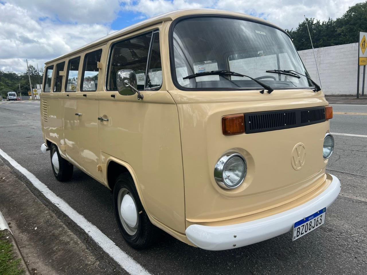 VOLKSWAGEN Combi T2 - 1978 LesAnciennes.com