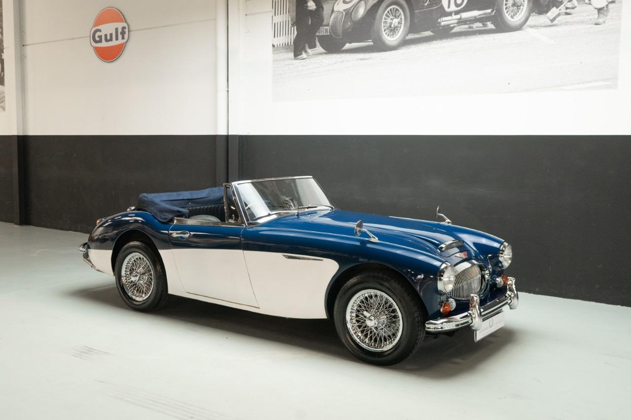 AUSTIN HEALEY 3000 MKIII RHD - 1967 LesAnciennes.com