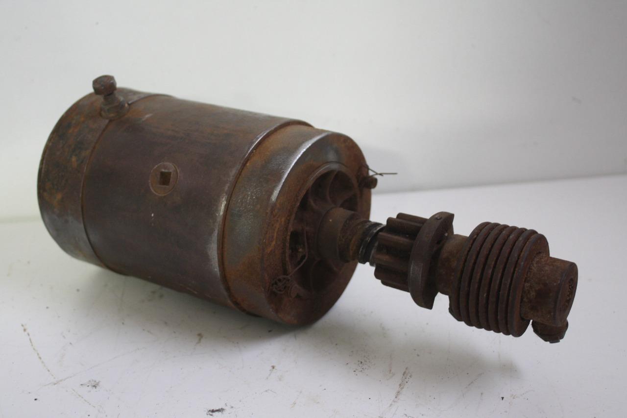 Démarreur Ford 6 et 8 cylindres 1932-1950 LesAnciennes.com