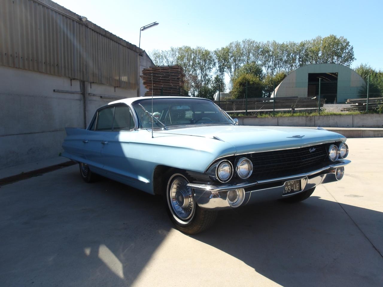 1961 Cadillac De Ville Berline 6,4 L 390 ci V8 LesAnciennes.com
