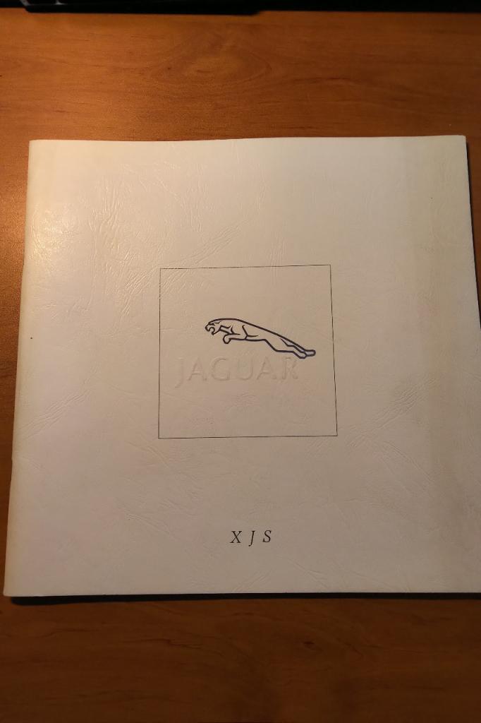 Catalogue Jaguar XJS LesAnciennes.com