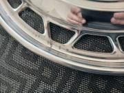 image_1-Enjoliveur de roue PEUGEOT 404