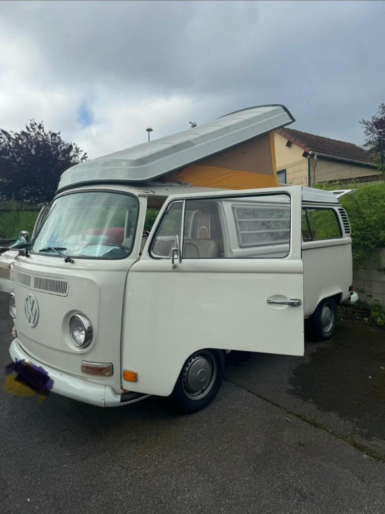 VOLKSWAGEN Combi T2 - 1972 LesAnciennes.com