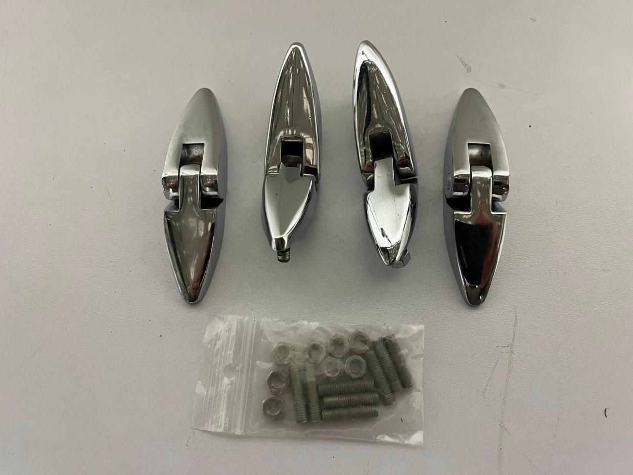 Charnières RENAULT 4CV LesAnciennes.com