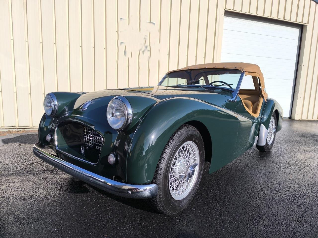 TRIUMPH TR2 CABRIOLET - 1955 LesAnciennes.com