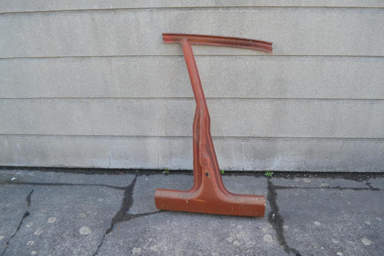 Pied milieu DT CITROEN GS, neuf LesAnciennes.com