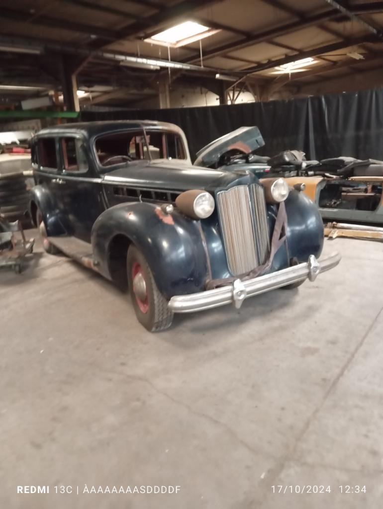 PACKARD Super Eight - 1938 LesAnciennes.com