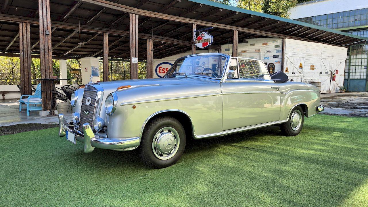 MERCEDES 220 S Ponton Cabriolet - 1957 LesAnciennes.com