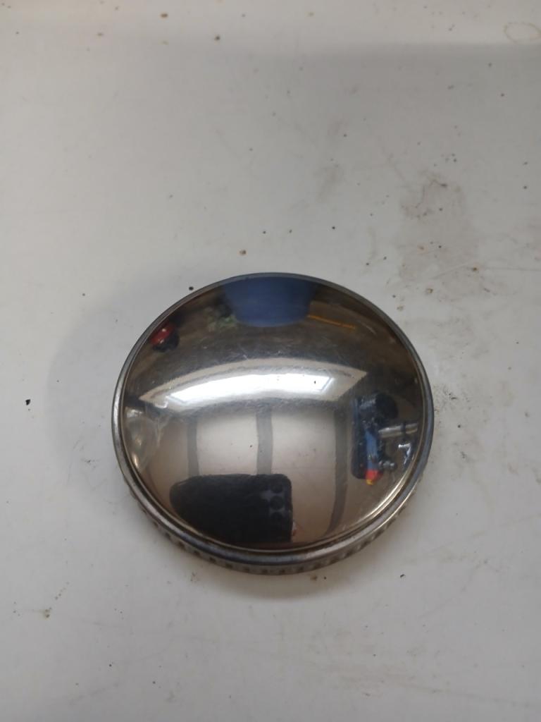 Bouchon réservoir LesAnciennes.com