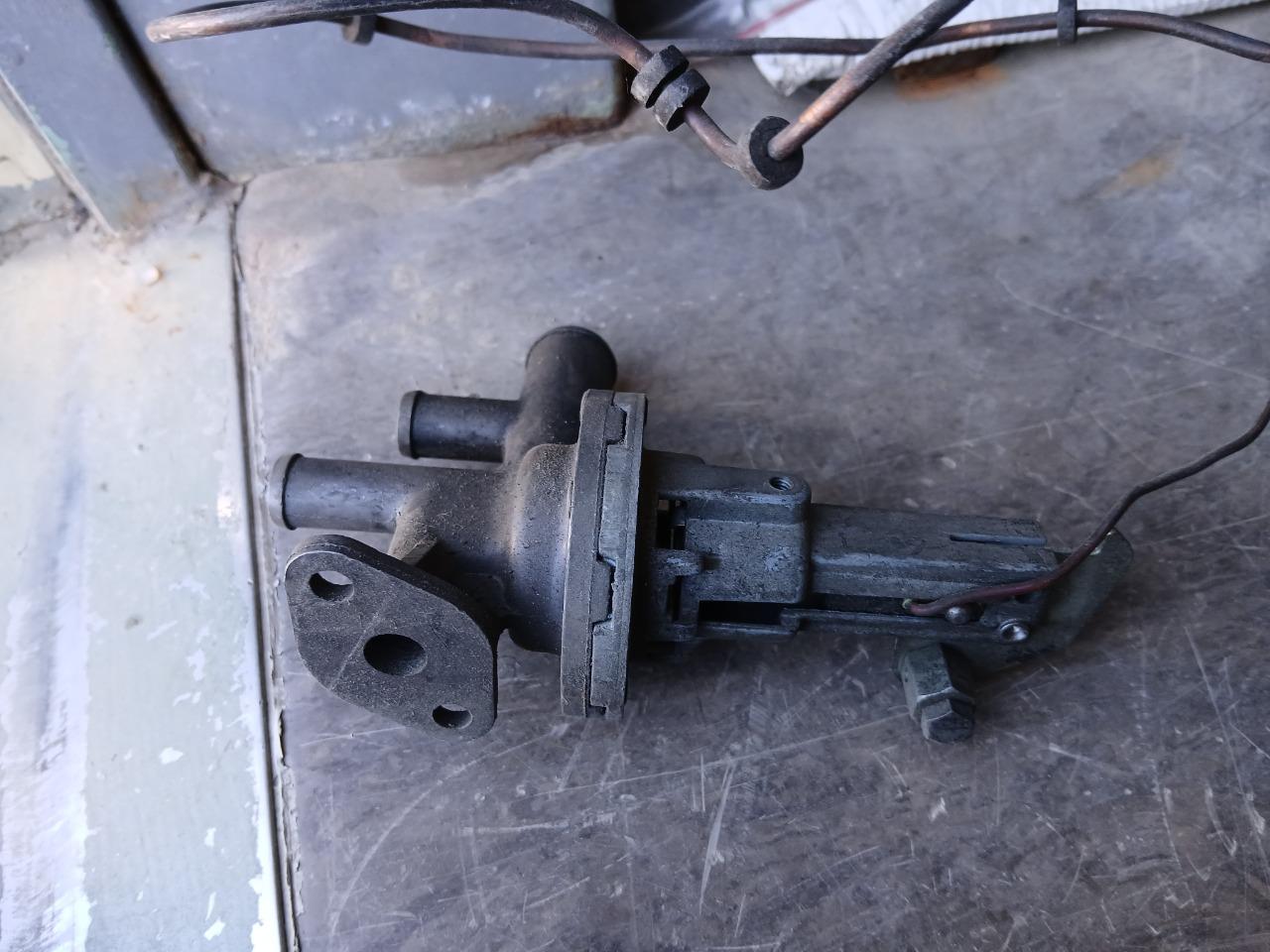 Robinet SIMCA 1300 LesAnciennes.com