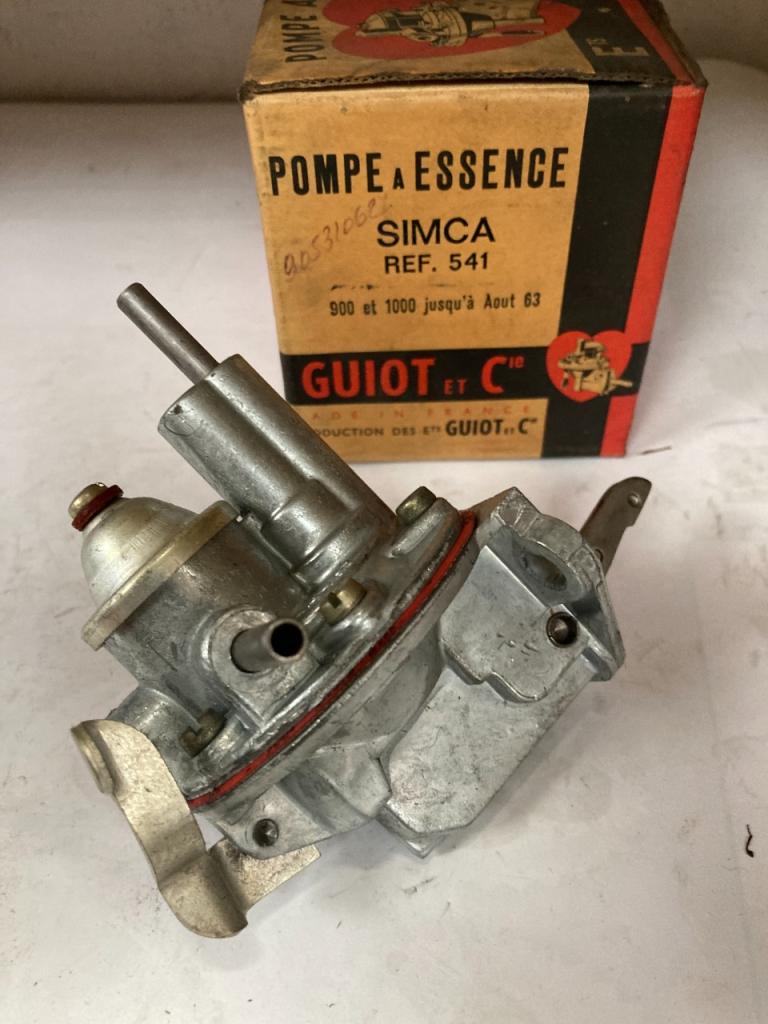Pompe à essence neuve SIMCA 1000 LesAnciennes.com